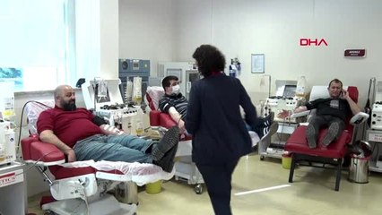 'KAN STOKLARI TÜKENİYOR, DÜZENLİ BAĞIŞ YÜZDE 30 DÜŞTÜ'