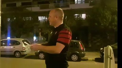 Il lance le Pilou-Pilou tous les soirs pour soutenir le personnel soignant