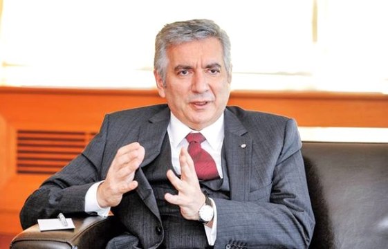 TFF yönetim kurulu üyesi Erdal Bahçıvan istifa etti