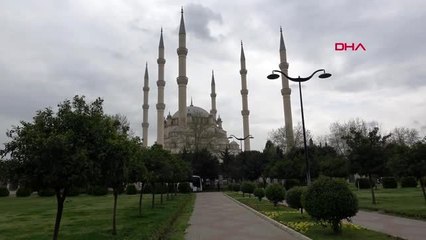 ADANA 28 bin 500 kişilik Sabancı Camii'nde koronovirüs önlemi
