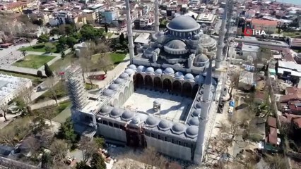 İstanbul'un Tarihi Camileri Korona Tedbirleri Nedeniyle Boş Kaldı