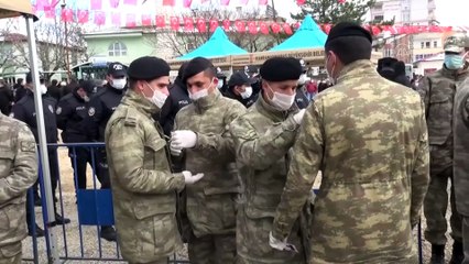 İdlib şehidi Uzman Onbaşı Oğuzhan Taş son yolculuğuna uğurlandı (2) - KAHRAMANMARAŞ