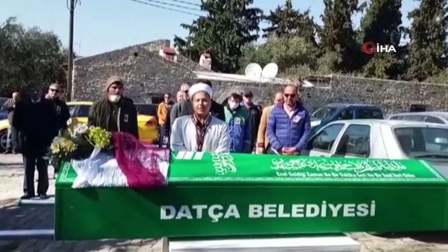 Güler Yücel, eşi Can Yücel'in yanında toprağa verildi