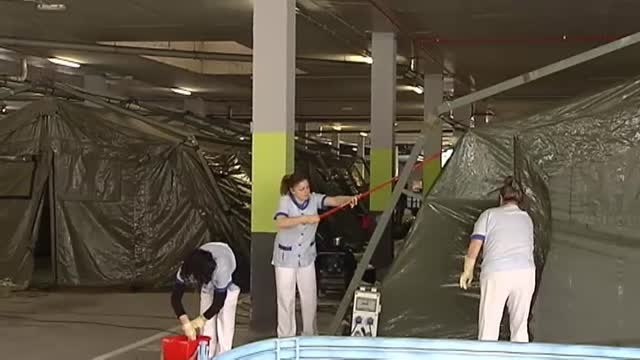 Hospitales de campaña para aliviar el colapso de las urgencias