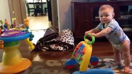 TRY NOT TO LAUGH - أطفال مضحك تفشل مع الوضع سخيف ★(360P)