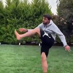 Ozan Tufan'dan #EvdeKal çağrısına destek