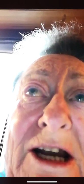 Terrible llamamiento de una anciana de Leganés cuyo marido está muy grave: "Ayuda, nos están dejando morir, nos están quitando nuestros mejores años" #SánchezDimisión