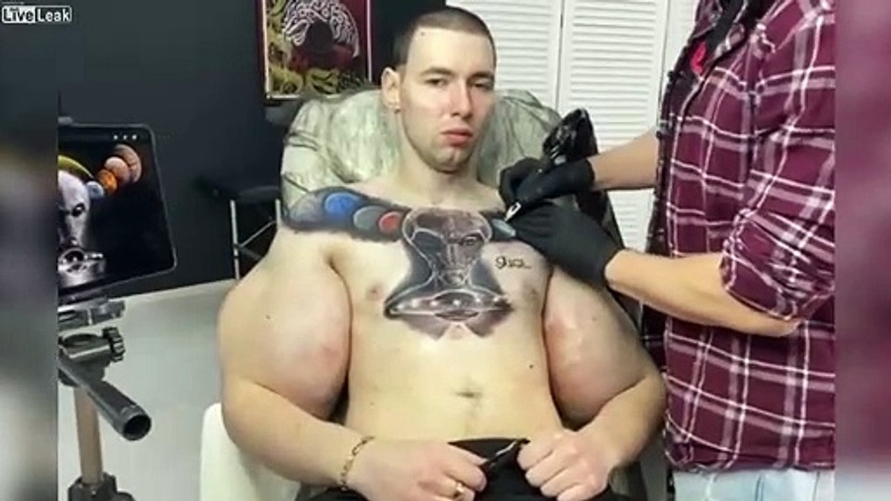 Muscu : regardez la forme improbable de ses bras !