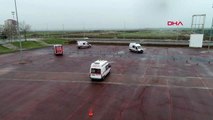 DİYARBAKIR Ambulans sürücülerine ileri sürüş teknikleri eğitimi verildi