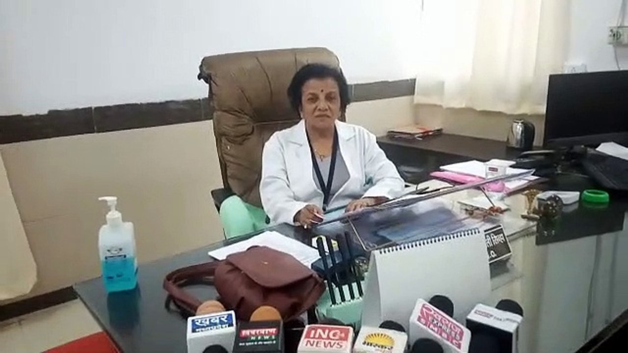 उज्जैन: झोलाछाप डॉक्टरों का कारनामा, टैटू मिटाने एसिड से जलाया हाथ