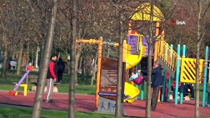 Korona virüsüne aldırmadan sahile akın eden vatandaşlar havadan görüntülendi