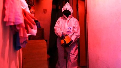 İngiltere'de koronavirüs nedeniyle 33 kişi daha hayatını kaybetti