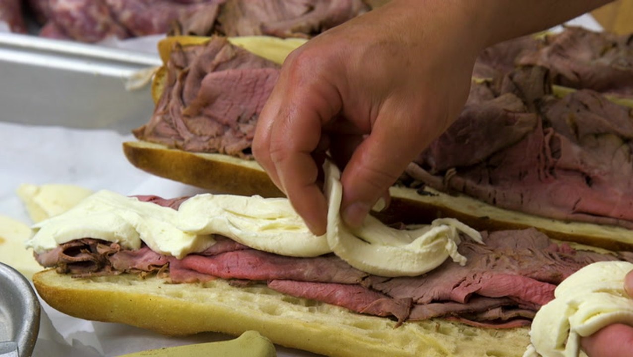 Restaurants around the country are closing to d...