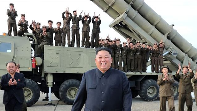 Dünya koronavirüsle mücadele ederken, Kuzey Kore iki yeni füze denemesi gerçekleştirdi