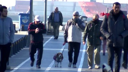 EVLERİNDEN ÇIKTILAR, SAHİLDE SPOR YAPTILAR