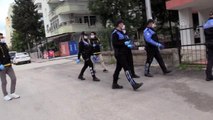 Adana'da polis, koronavirüs bahanesiyle dolandırıcılık yapanlara karşı vatandaşları uyardı