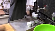 Çay ocaklarında korona virüse karşı tek kullanımlık karton bardak