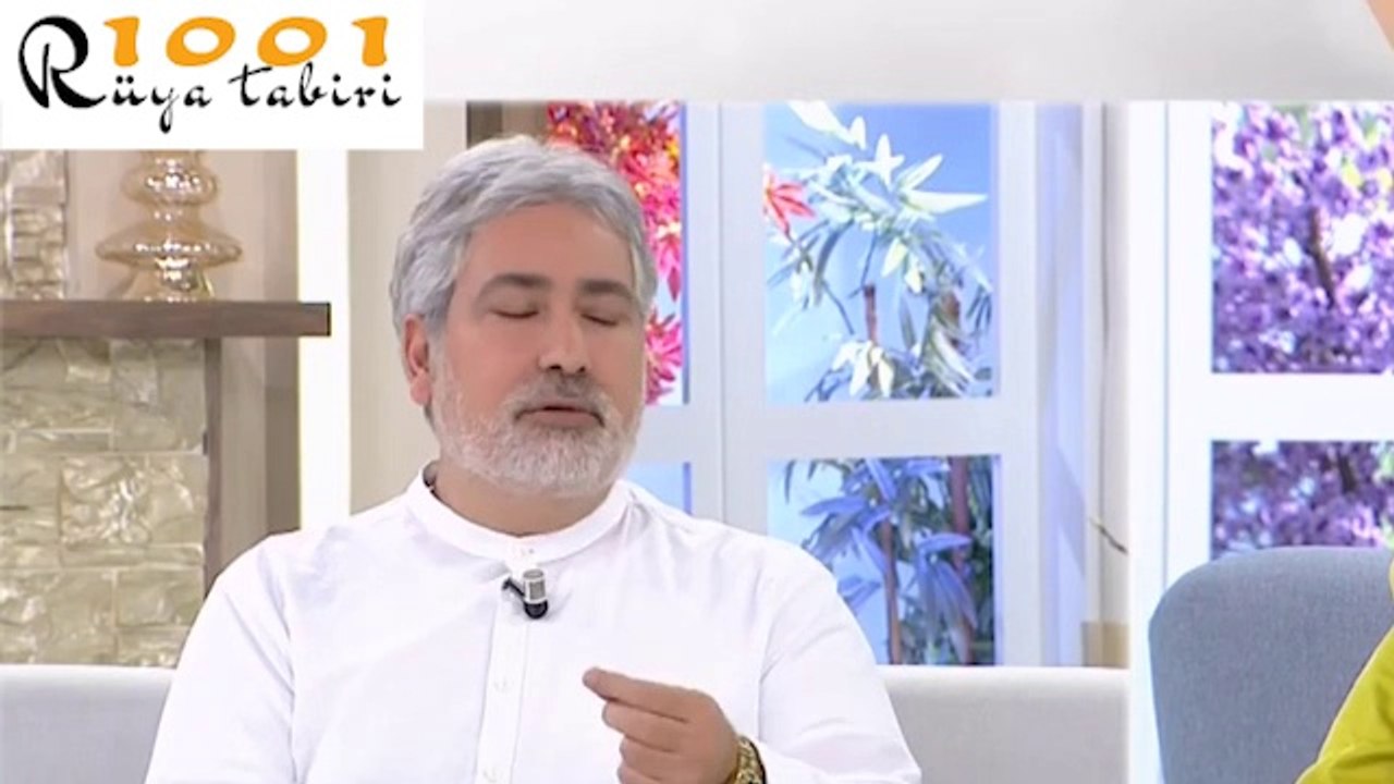 Rüyada Tavuk Görmek ve Horoz Görmek Tavuk eti yemek almak