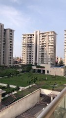 Bulletin exclusive : लखनऊ में कनिका कपूर के अपार्टमेंट में लॉकडाउन, दवाई का छिड़काव