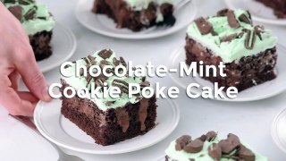 how to make chocolate-mint cookie poke cake