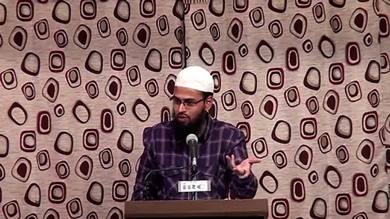 Shohar Biwi Ko Apni Sharmgah Chumne Par Majboor...