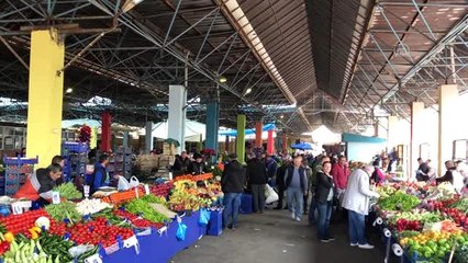 Pazarlarda koronavirüs tedbiri kapsamında "seçmece satış" yapılmıyor