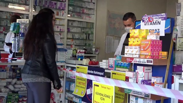 Koronavirüs Salgınına Eczacılardan 'Şeffaf Branda' Önlemi