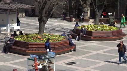 Korona virüsüne karşı 'Mesafeli bank' dönemi