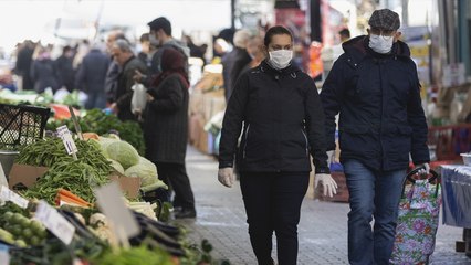 إسطنبول.. تعقيم وسائل النقل الجماعي بشكل مستمر