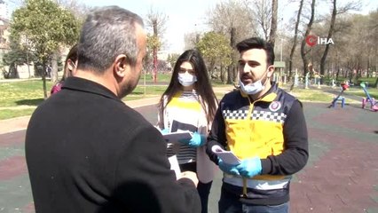 Kağıthane'de dışarı çıkan vatandaşlara 'evde kal' çağrısı