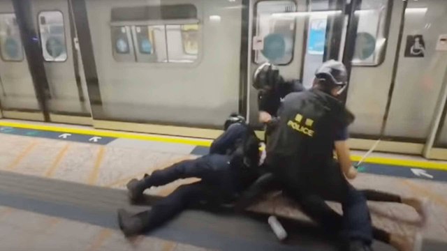 Is Police vandalising corona patients in China?