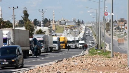 Irak'a Gidecek Araçların Geçişine İzin Verilmiyor