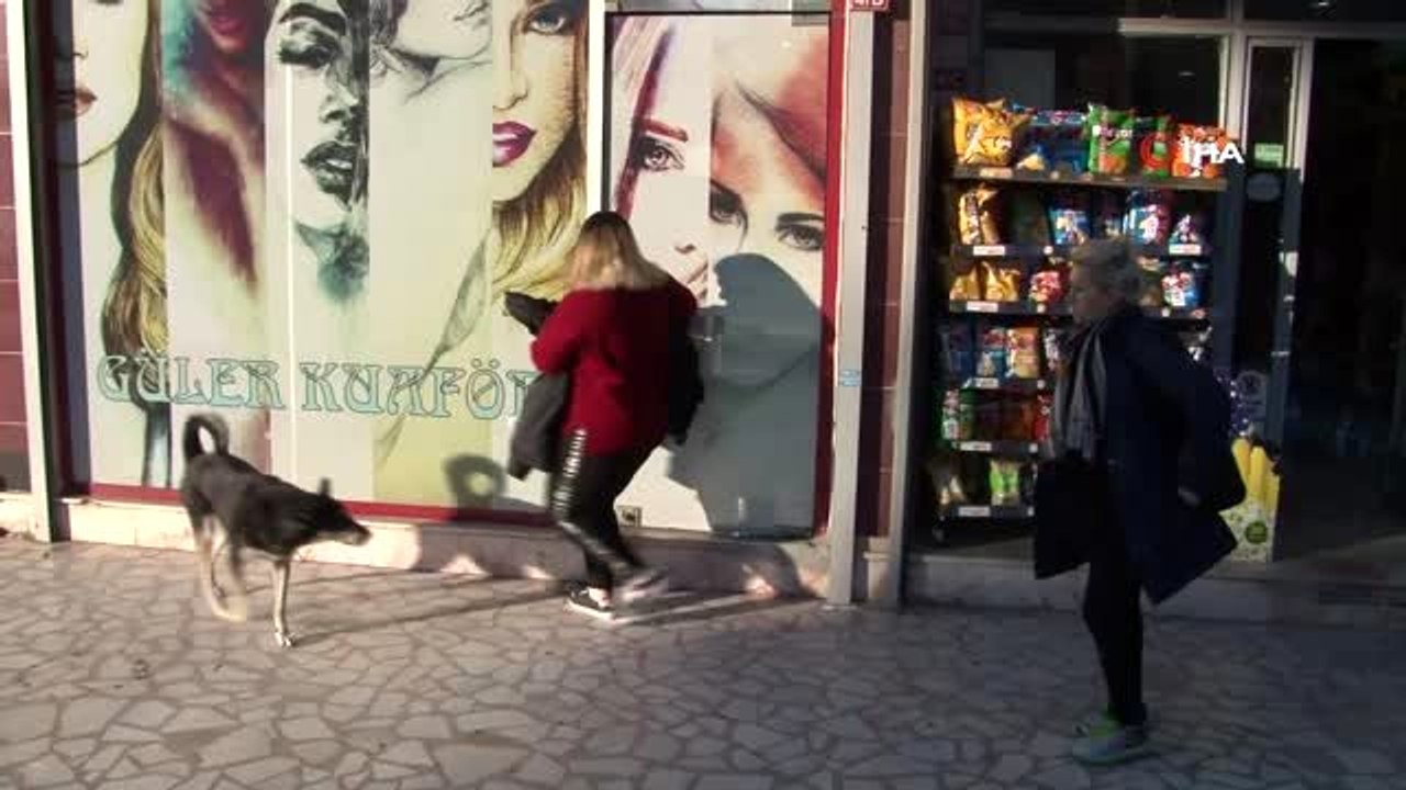 Berber, kuaför ve güzellik salonları kepenkleri indirdi