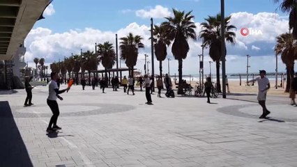 - İsrail'de Halk Sokağa Çıkma Yasağına Uymuyor