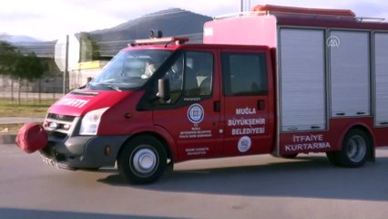 Kamyonetlerin çarpışması sonucu 2 kişi yaralandı - MUĞLA