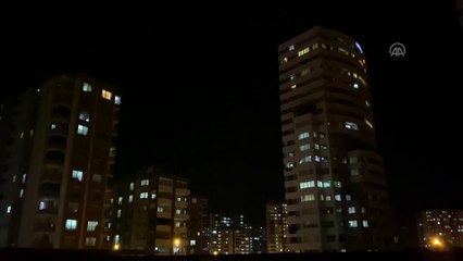 Sağlık çalışanlarına alkışlı destekte 3. gün - ADANA