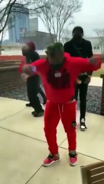 Rap - Ces rappeurs dansent sur un rap Coronavirus !