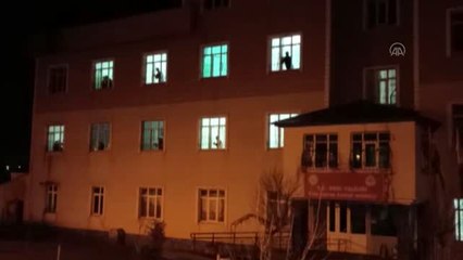 Koronavirüse karşı fedakarca mücadele eden sağlık çalışanlarına destek