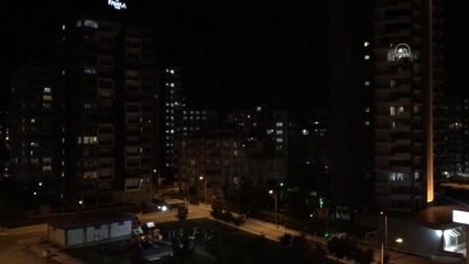 Mersin ve Hatay'da sağlık çalışanlarına alkışlı destek