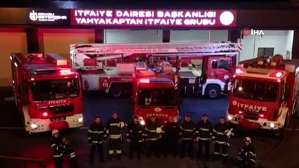 İtfaiyecilerden sağlık çalışanlarına sirenli destek