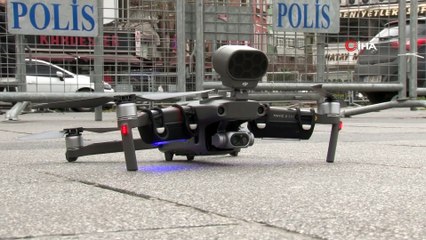 Polisten vatandaşlara drone ile 'Evde kalın' uyarısı