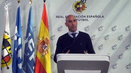 Rubiales ofrece su ayuda a LaLiga para "buscar financiación"