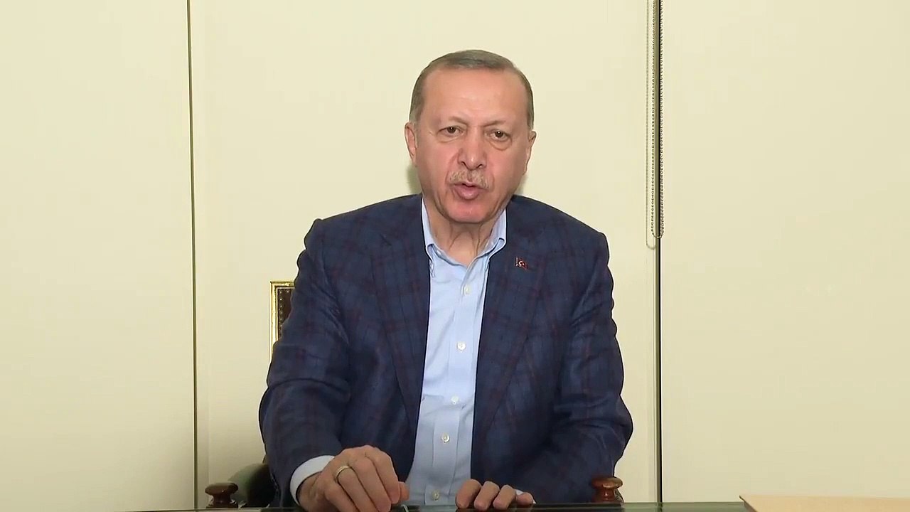 Erdoğan: Evlerimizde kalmaya devam edelim