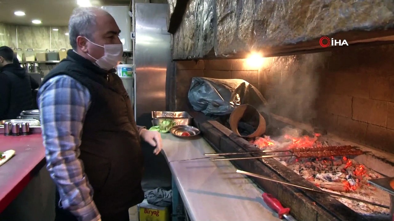 Lokantalar yayınlanan genelge sonrası masalarını topladı
