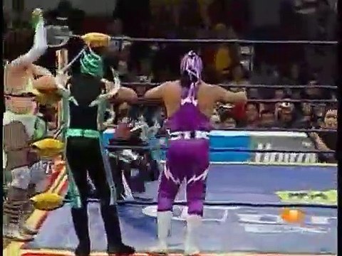 AAA Sin Limite 2009.12.18 Chilpancingo - Match #02 Aero Star, Laredo Kid, Pimpinela Escarlata & Super Fly vs. Los Vipers