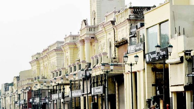 Janta curfew: Lucknow roads wear deserted look