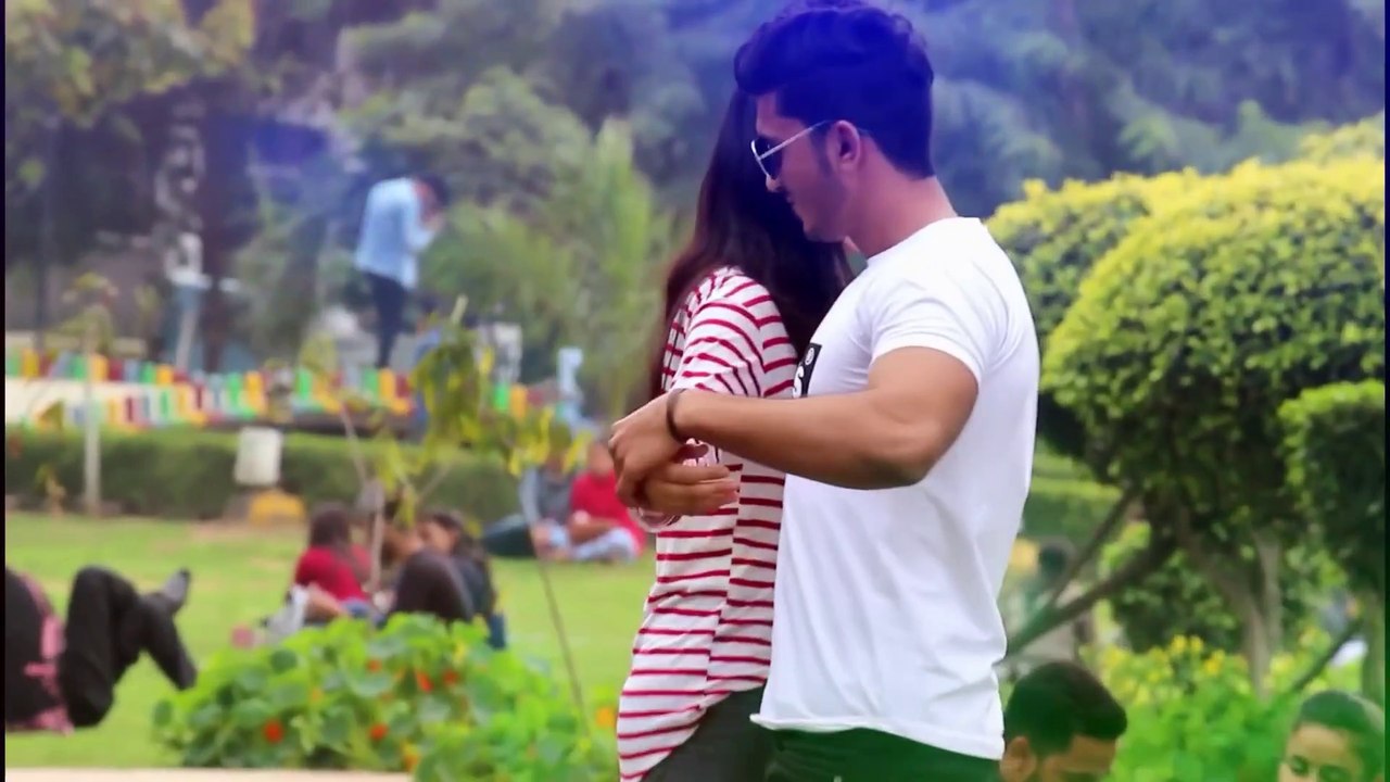 Romantic_Dance_with_Cute Girls Sam Khan (1080p)
