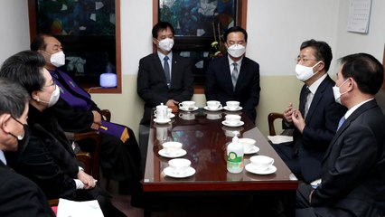 문체부 장관, 종교계 사회적 거리 두기 동참 거듭 촉구 / YTN