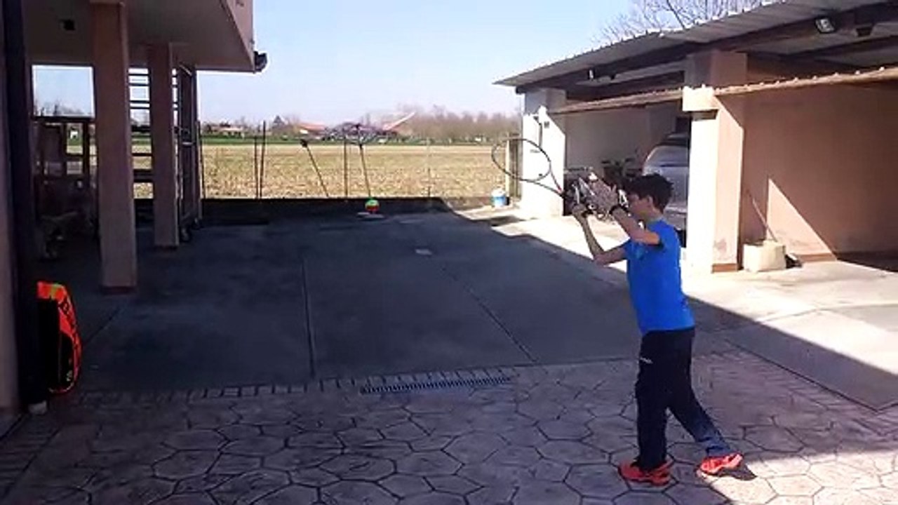 16 wall volley1