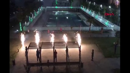 Koronavirüs | Avcılar'da yaşayan Nijeryalı müzisyenden komşularına DJ performansı